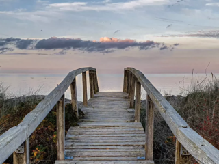Brücke in den Himmel - oder Strand