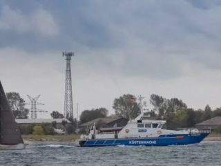 Die Küstenwache vor Großenbrode Hafen