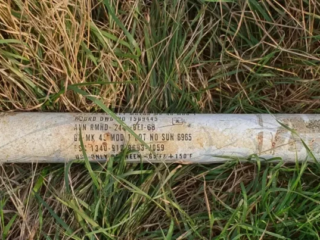 Blank Eck Heiligenhafen - Alte leere Raketenhülle am Strand